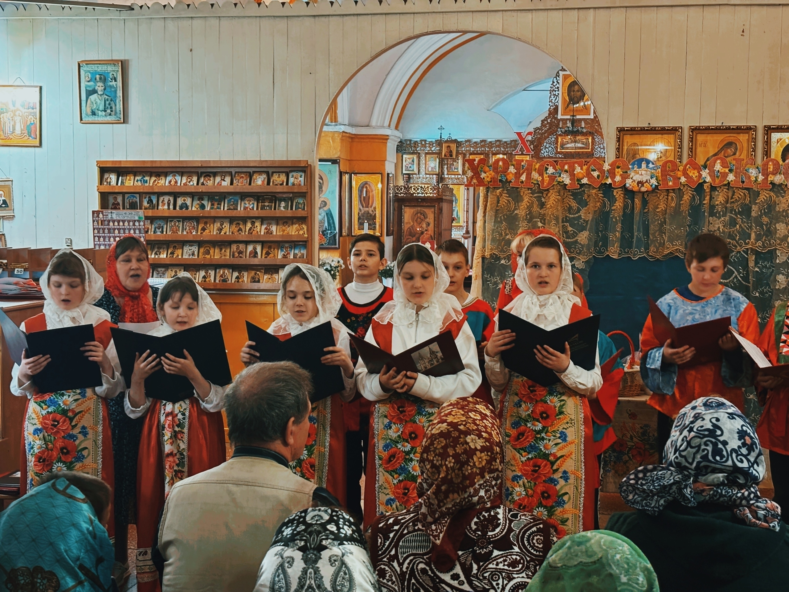 ПАСХАЛЬНЫЙ УТРЕННИК В ДМИТРИЕВСКОМ ХРАМЕ Г. СИМ